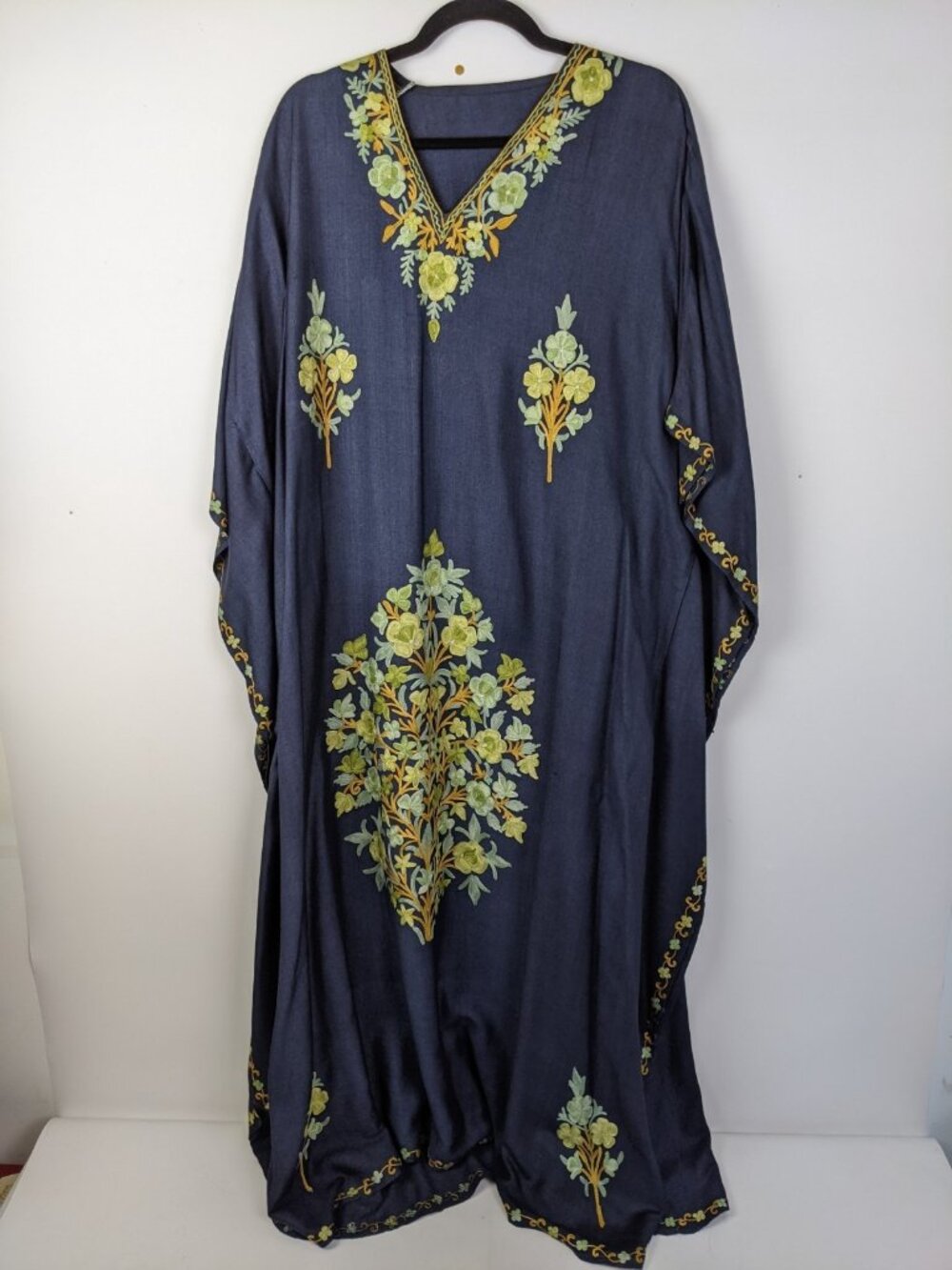 Vintage Handmade Floral Embroidered Kaftan Caftan Maxi Dress Navy Blue One Size